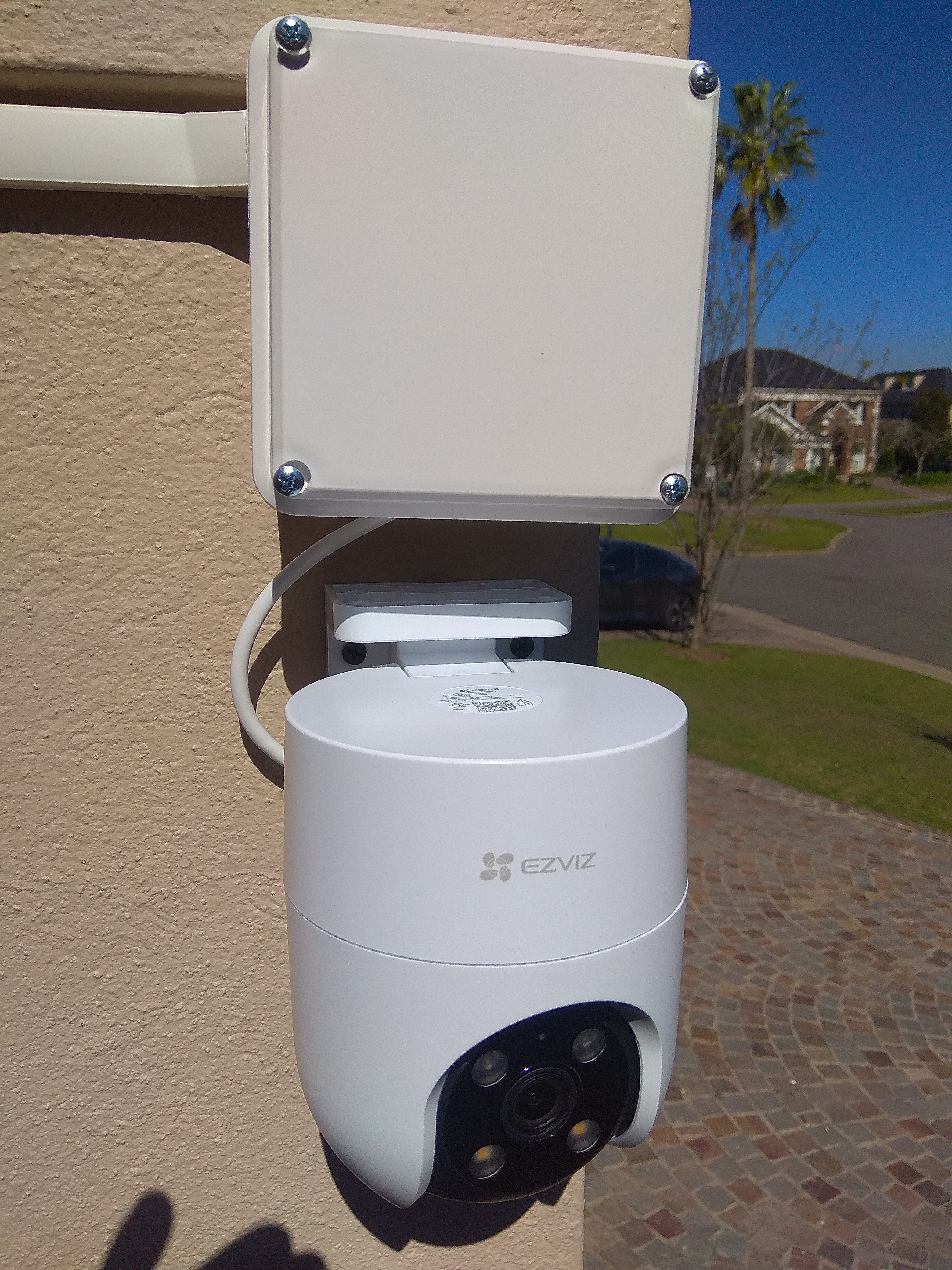 Instalador de cámaras, Instalador de alarmas, Instalador de redes / wifi en Presidente Derqui — trabajo 3