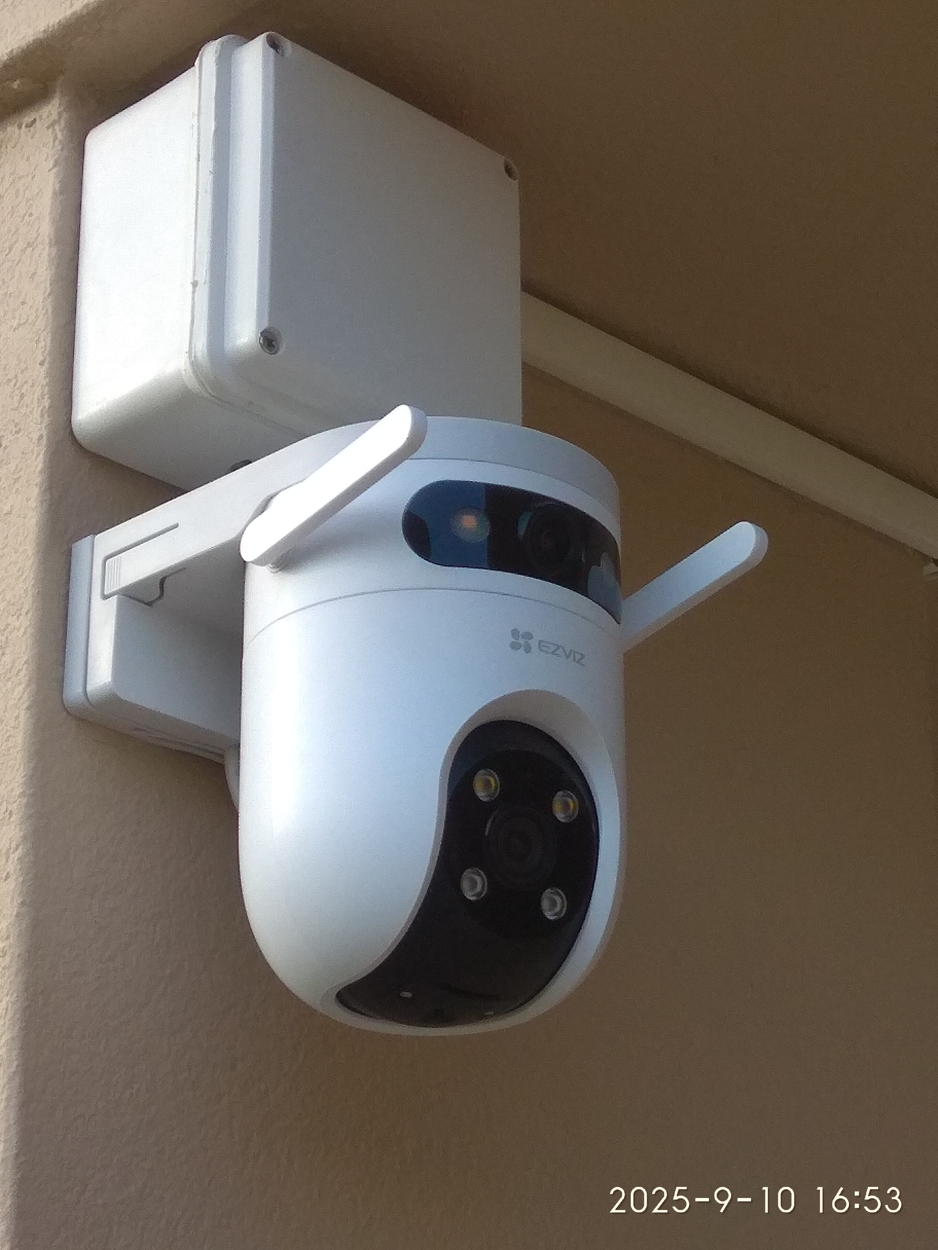 Instalador de cámaras, Instalador de alarmas, Instalador de redes / wifi en Presidente Derqui — trabajo 4