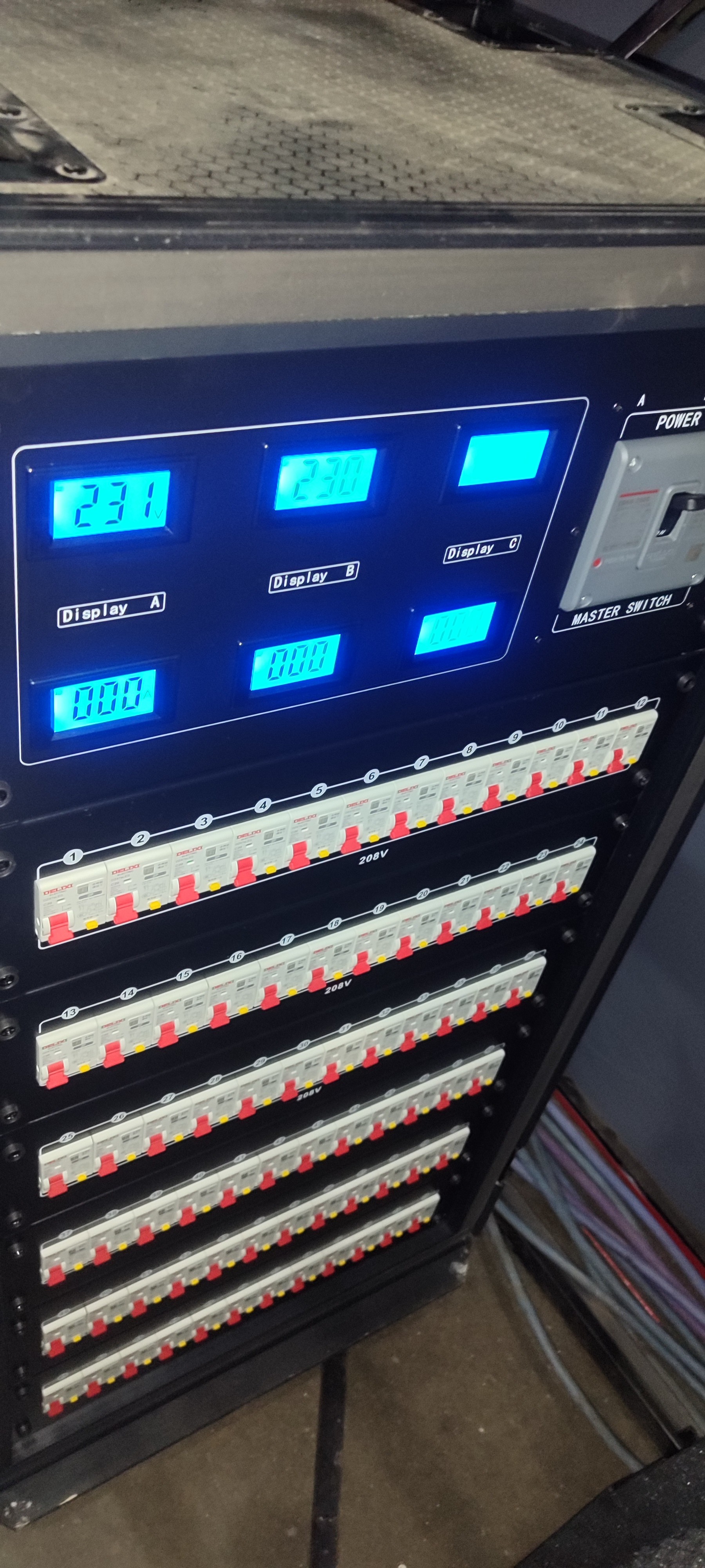 Electricista, Instalador de aire acondicionado, Técnico en refrigeración en San Miguel de Tucumán — trabajo 3