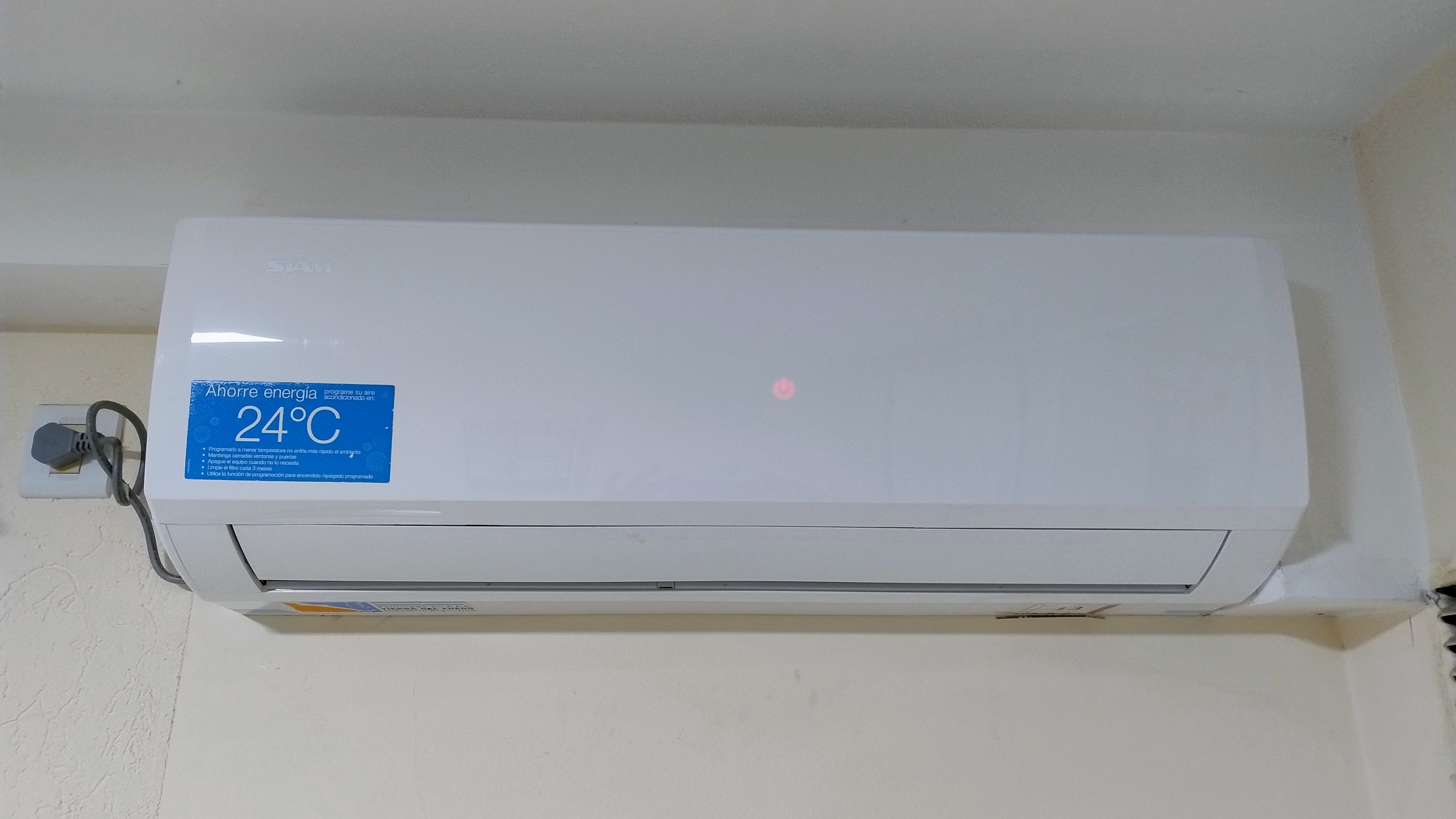 Electricista, Herrero, Colocador de durlock, Técnico en refrigeración, Técnico en lavarropas, Técnico en heladeras, Reparación de aires acondicionados, Mantenimiento de aires acondicionados en Córdoba capital — trabajo 2
