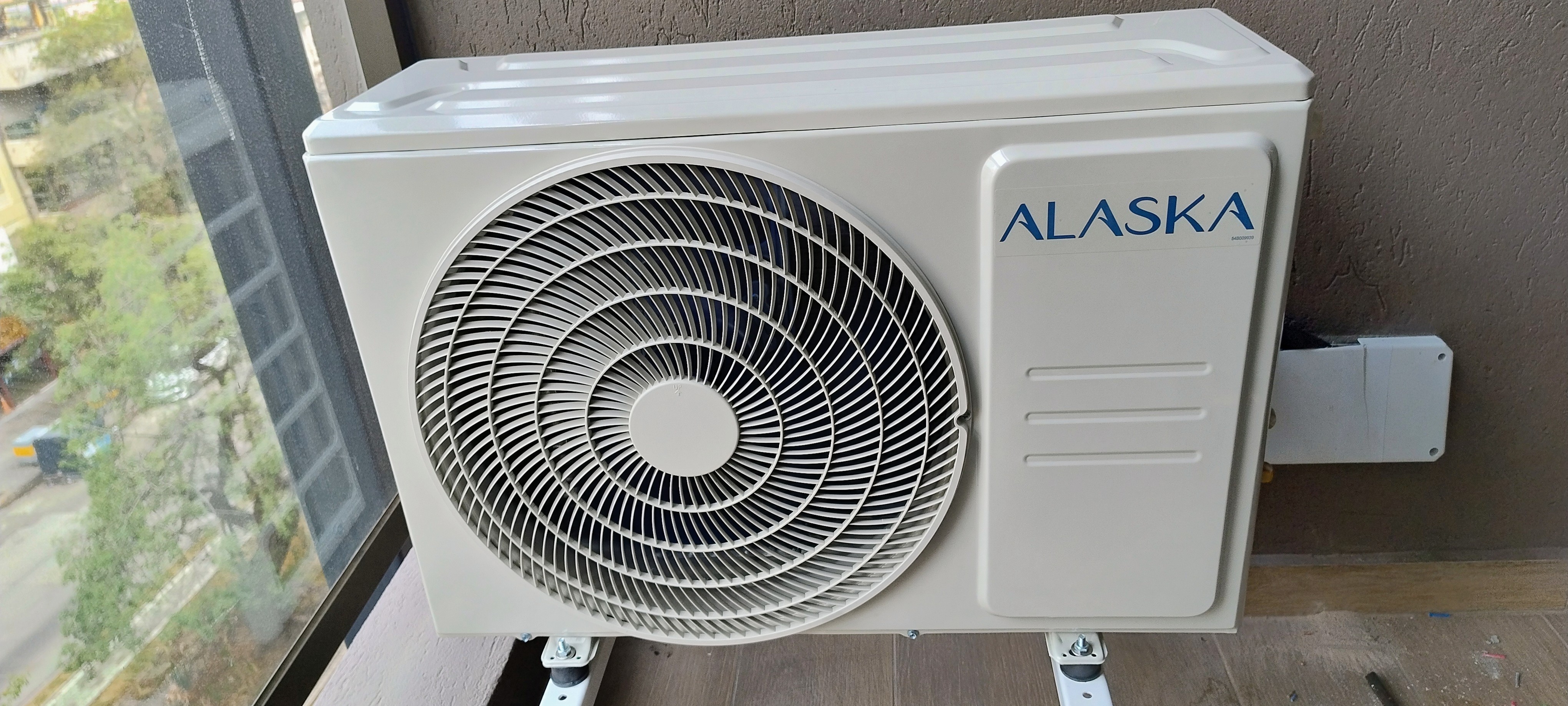 Electricista, Herrero, Colocador de durlock, Técnico en refrigeración, Técnico en lavarropas, Técnico en heladeras, Reparación de aires acondicionados, Mantenimiento de aires acondicionados en Córdoba capital — trabajo 3