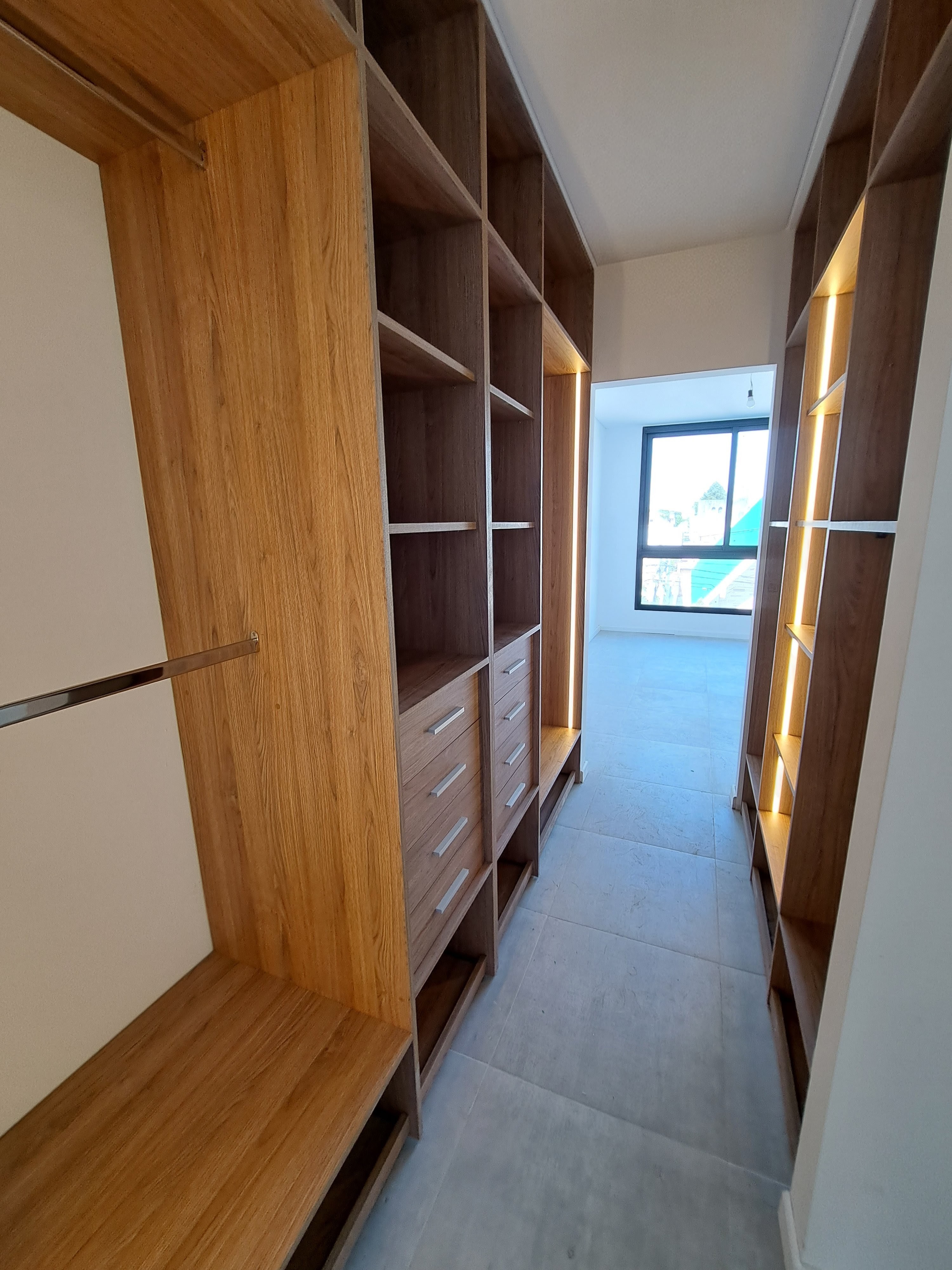 Carpintero en Villa Sarmiento — trabajo 2