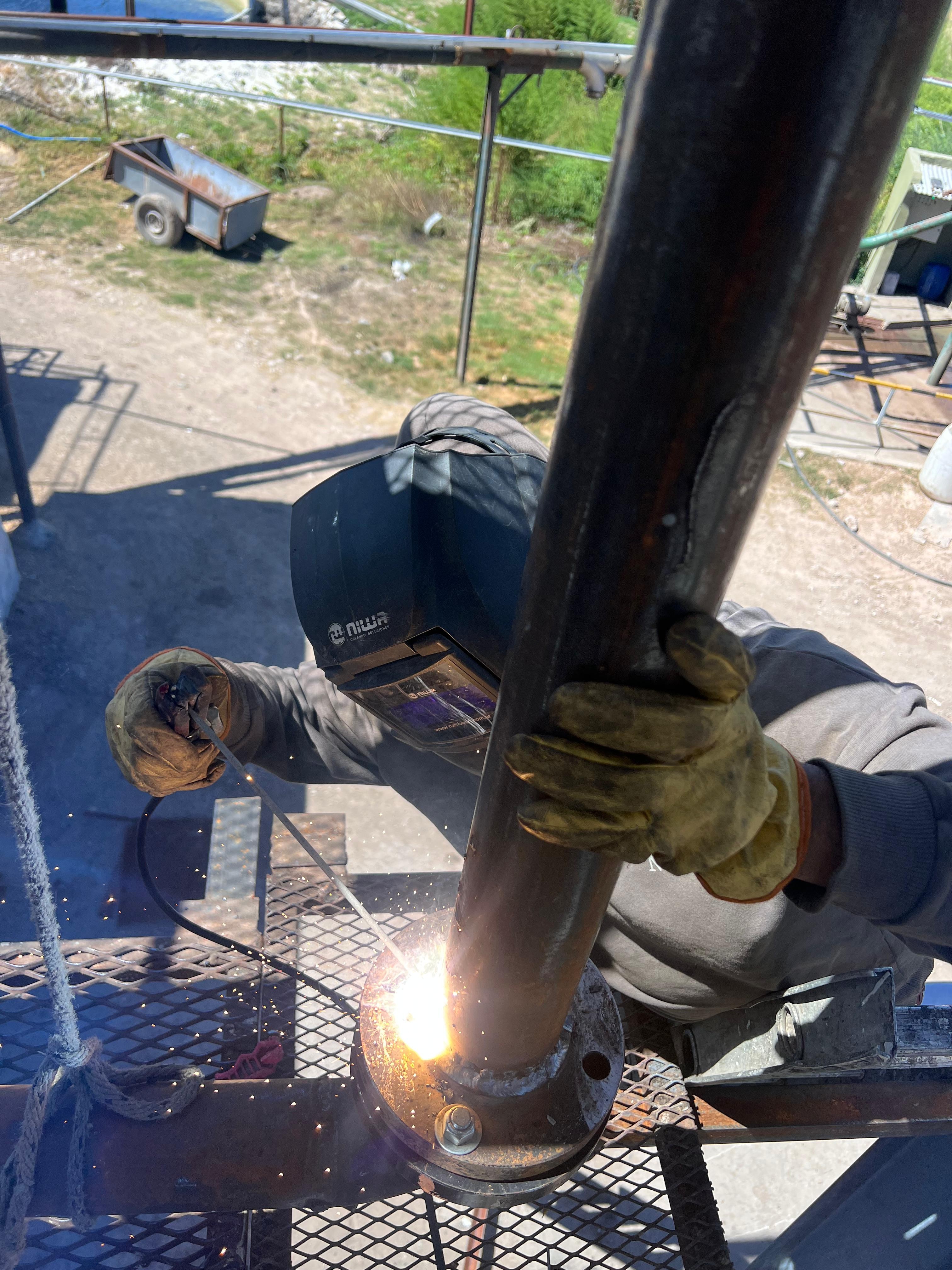 Herrero, Soldador, Plomero, Técnico en calderas, Reparaciones generales en Capital Federal — trabajo 5