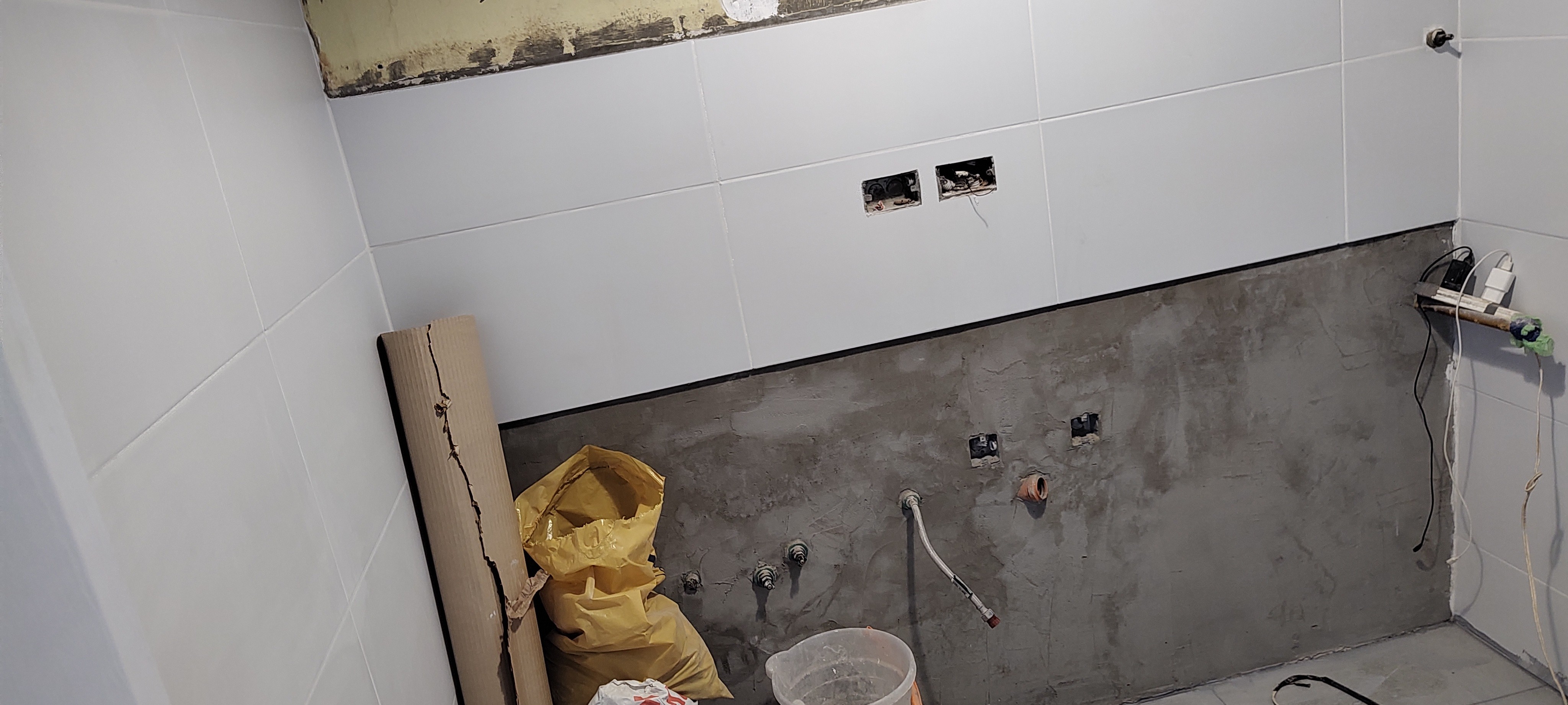 Plomero, Electricista, Pintor, Albañil, Techista, Colocador de pisos, Impermeabilización, Colocación de cerámicos en Argentina — trabajo 3