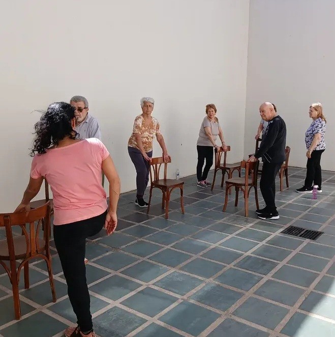 Taller de gimnasia y elongacion en Necochea — trabajo 3