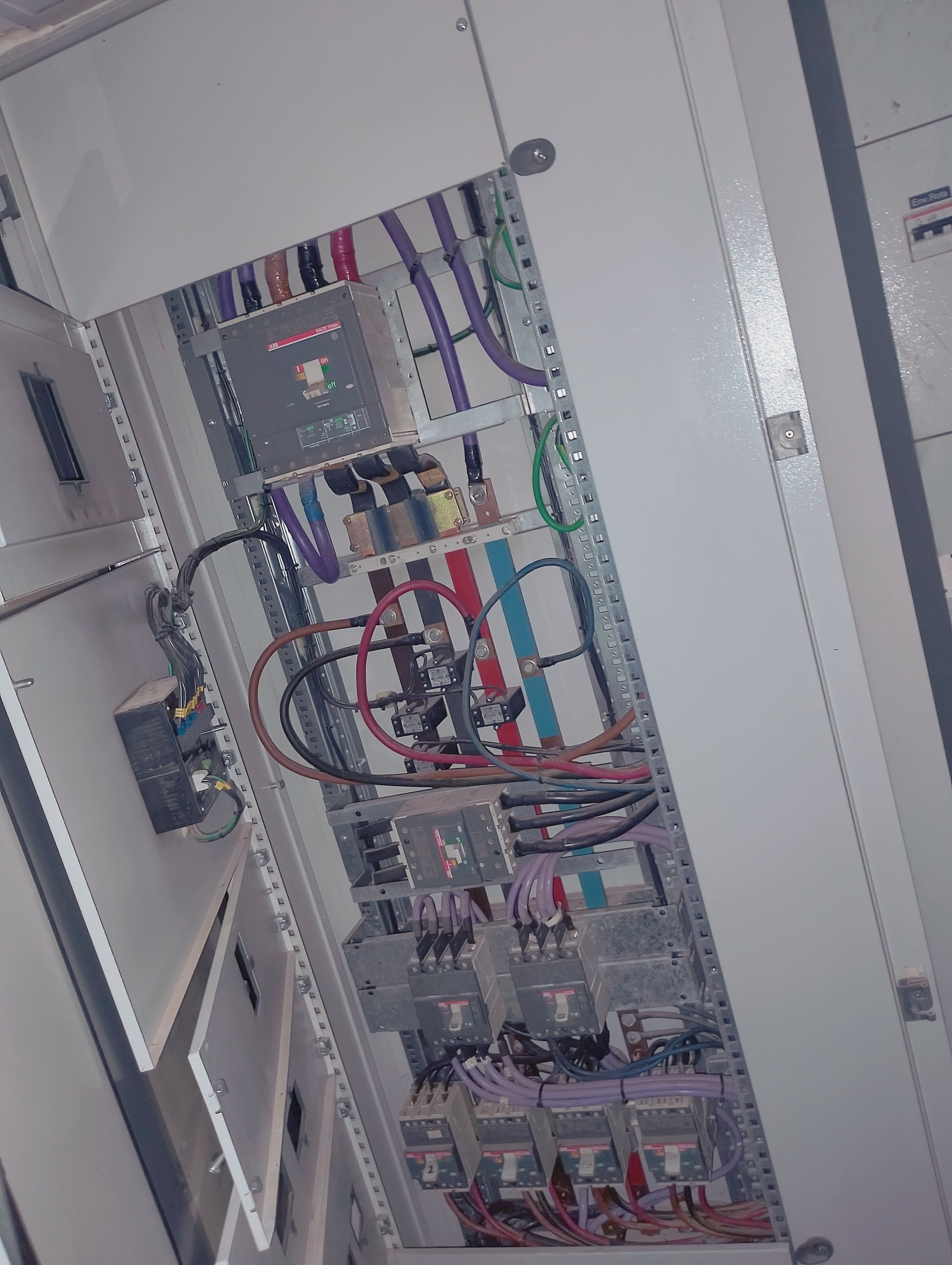 Electricista en Ituzaingó — trabajo 4