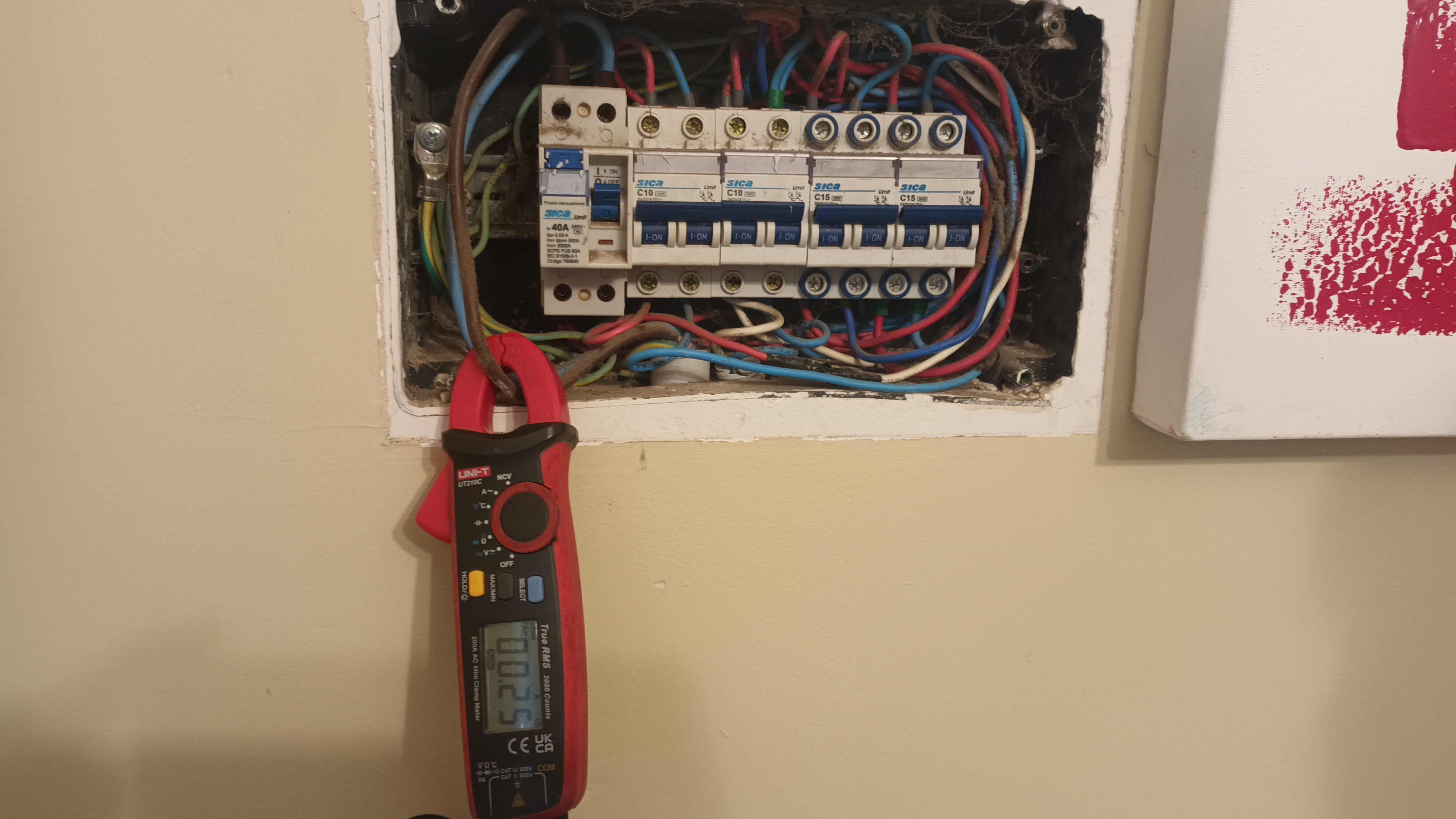 Electricista en Alberdi — trabajo 4