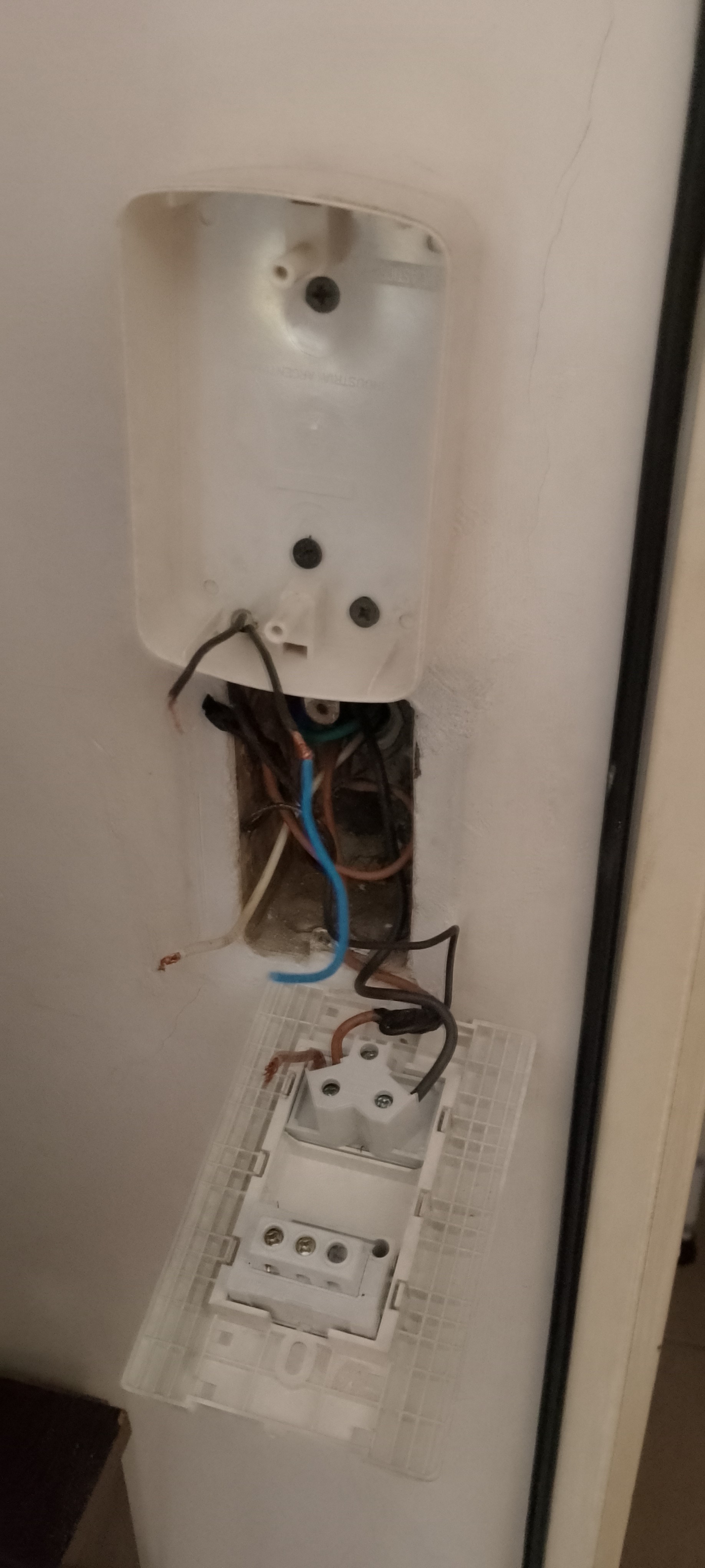 Electricista en Argentina — trabajo 2