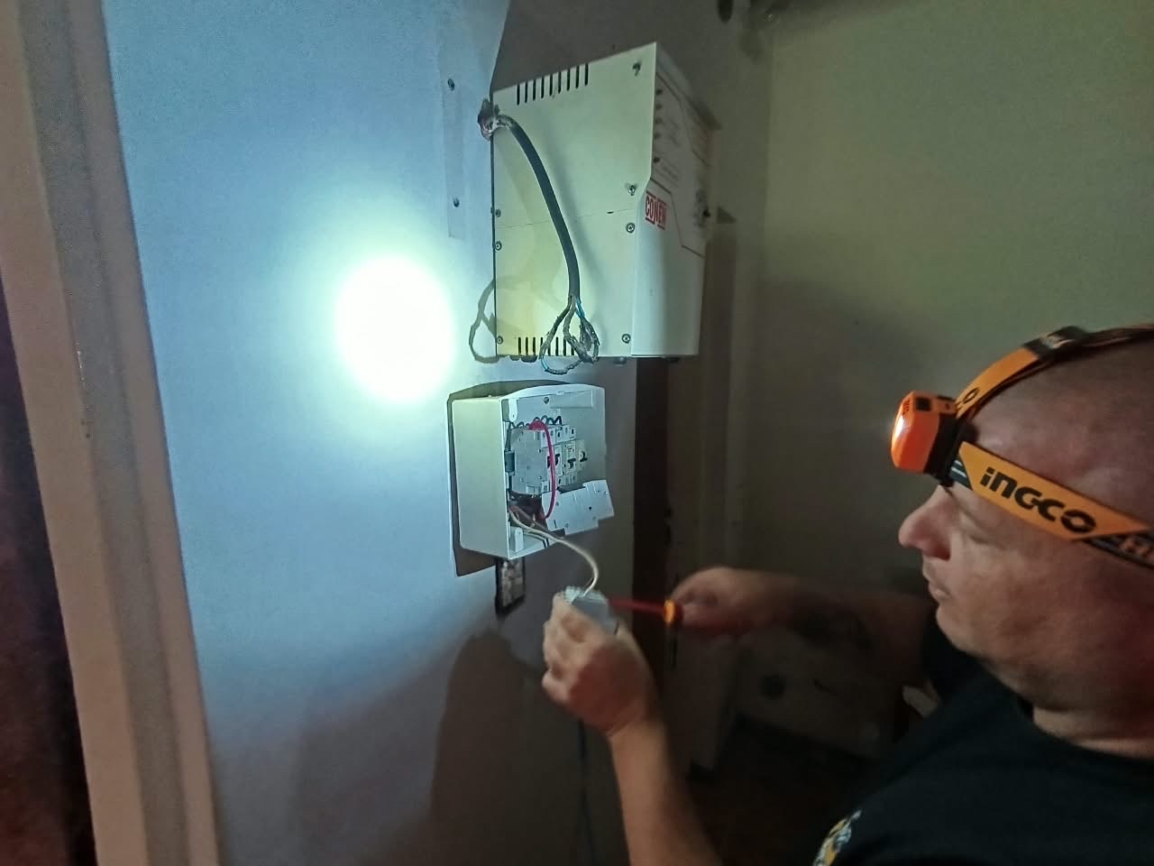 Electricista en funes  — trabajo 5