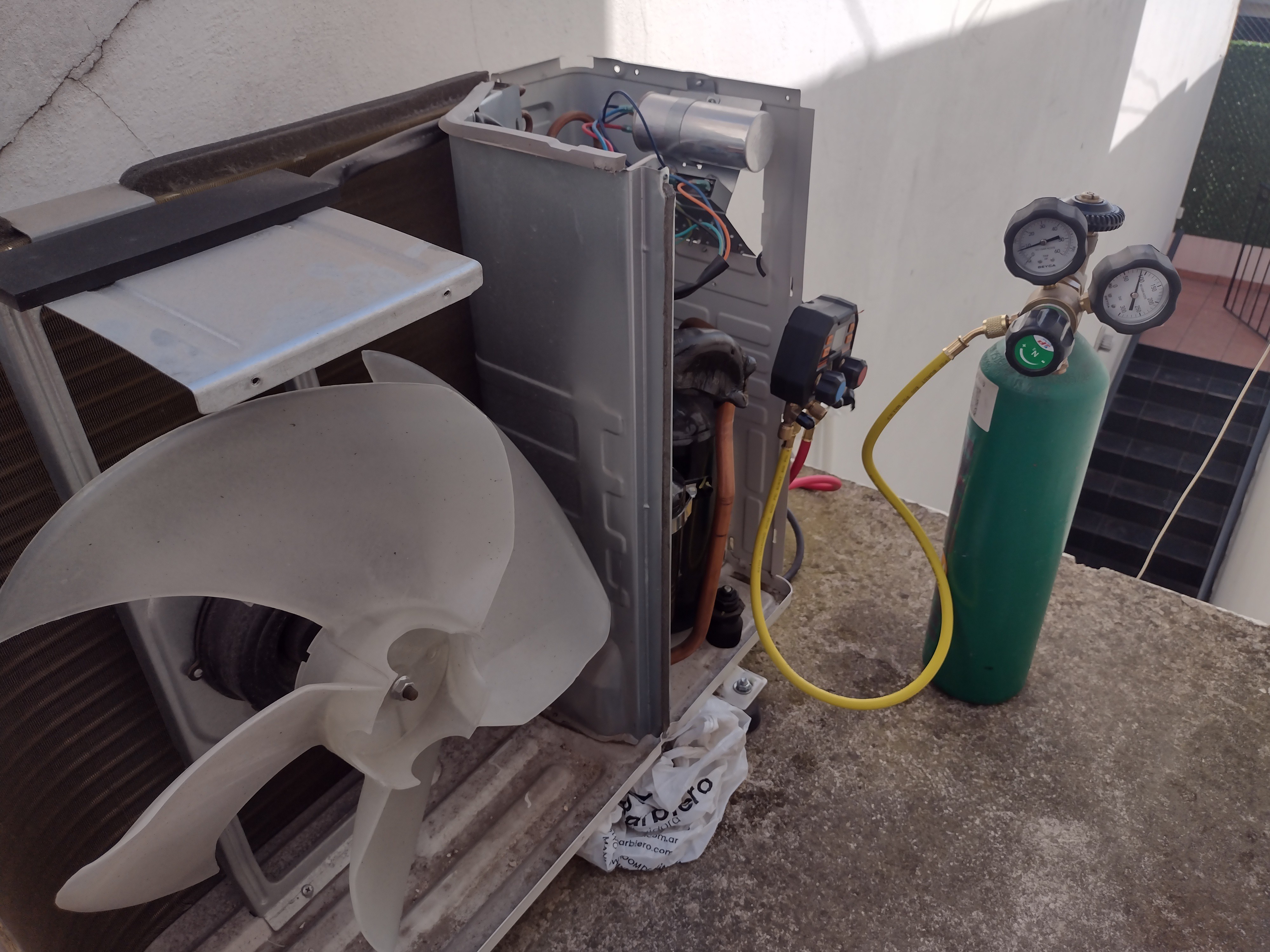 Instalador de aire acondicionado en Lanús  — trabajo 5